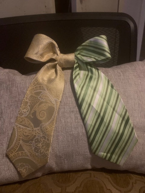 Bow Tie Necklace