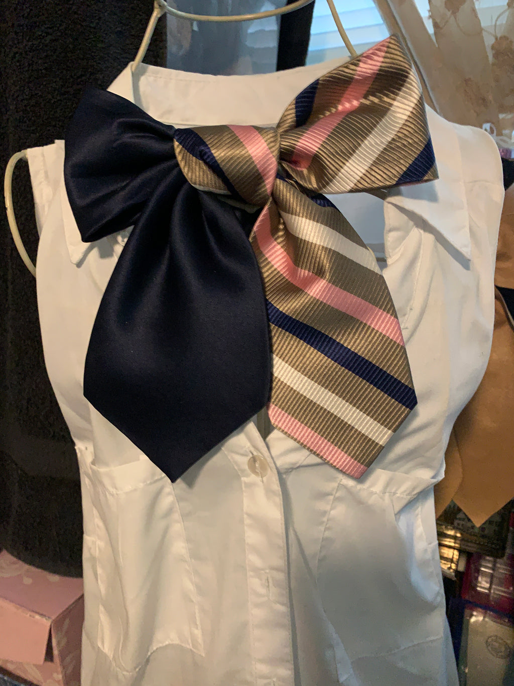 Bow Tie Necklace (Set of 2)
