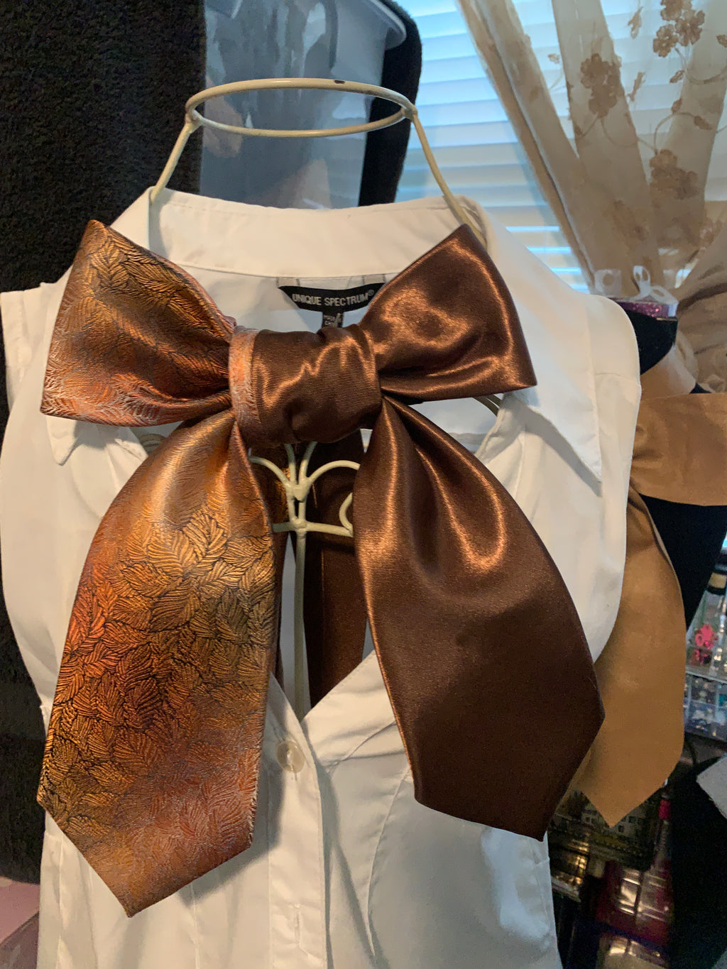 Bow Tie Necklace (Set of 2)